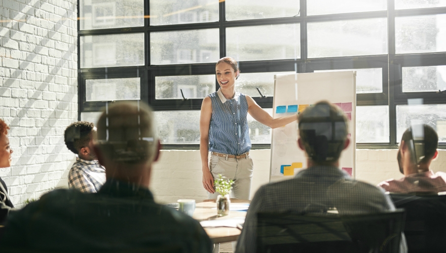 7 top tips to help you go from B2B do-er to manager