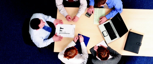 Business meeting: How to measure your B2B marketing campaigns