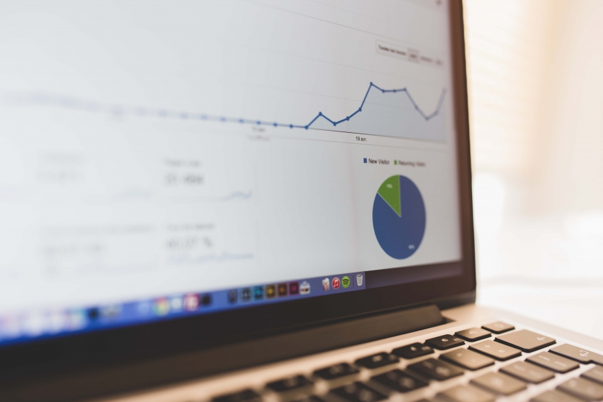 How to create a dashboard with call tracking data: 8 smart KPIs you need to track to boost your sales image