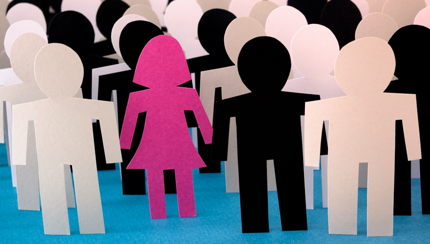4 ways B2B marketers can help close the gender ‘say’ gap image