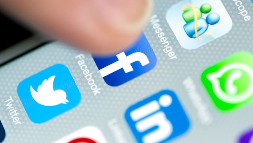 LinkedIn and Facebook ads deliver most value for social marketers image