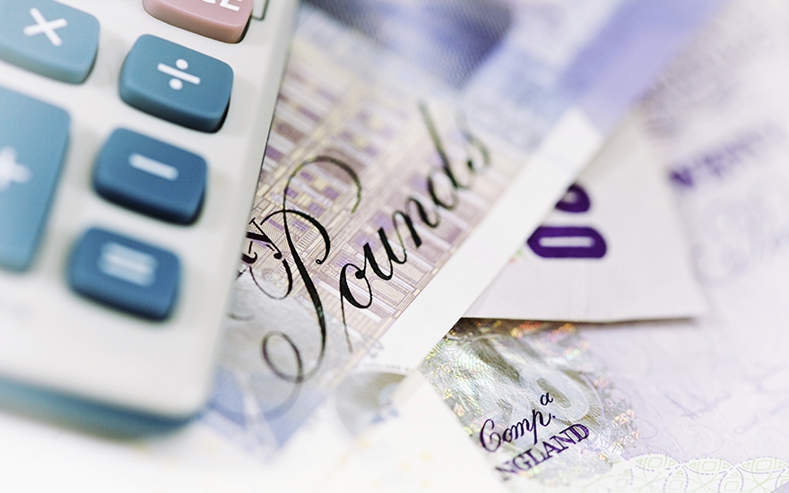 Junior marketing salaries set to rise in 2016