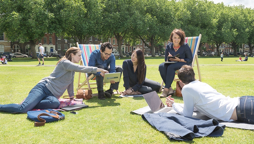 Powwownow launches social media campaign to encourage flexible working image