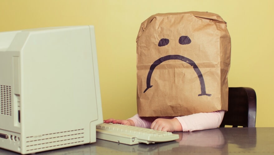 98% of customers want phone numbers on company homepages image
