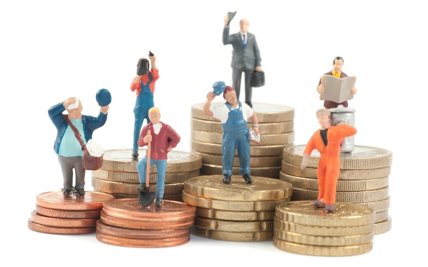 How much do you earn? The B2B Marketing Salary Survey 2017 is now open image