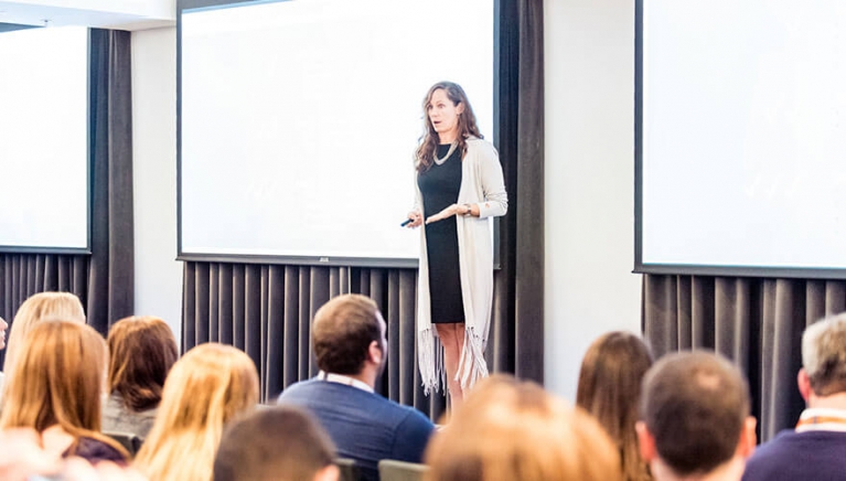 5 ways AI can be incorporated into your account-based marketing (ABM) plan image